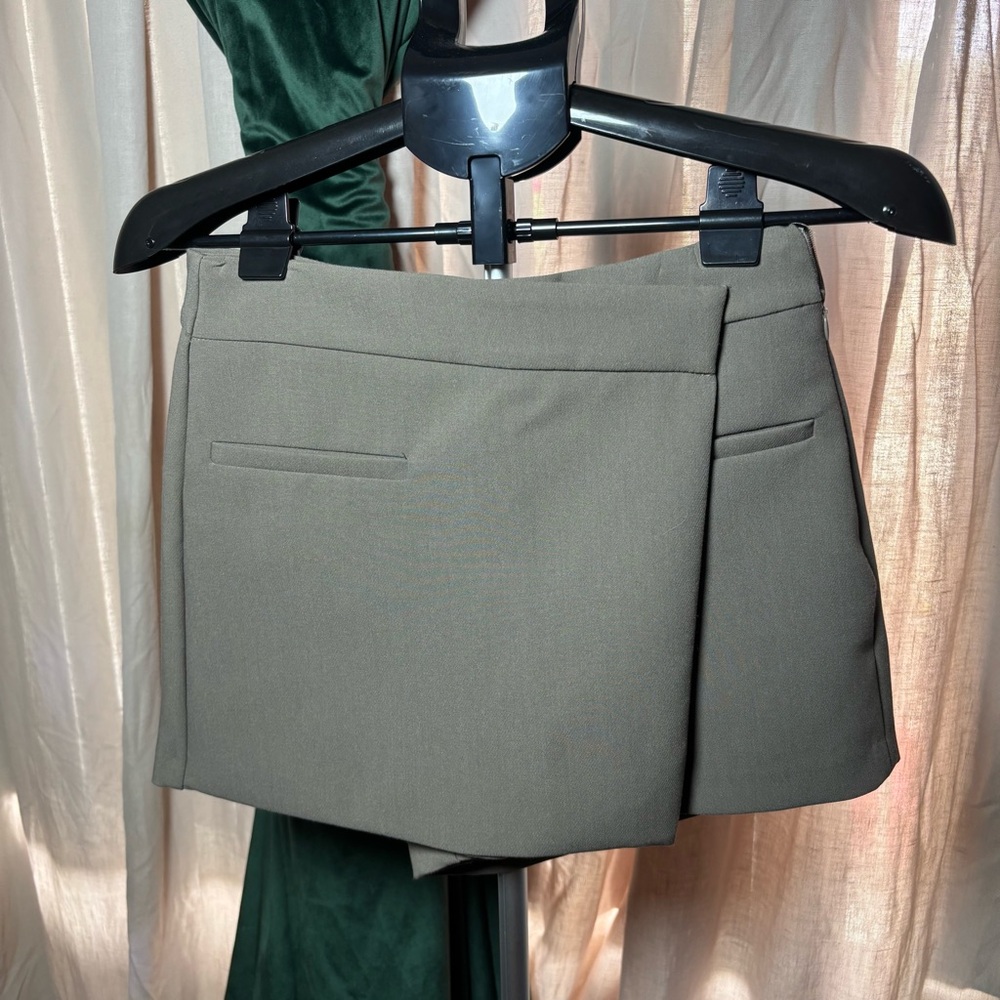 Zara Gray Wrap-Front Skort with Faux Welt Pockets